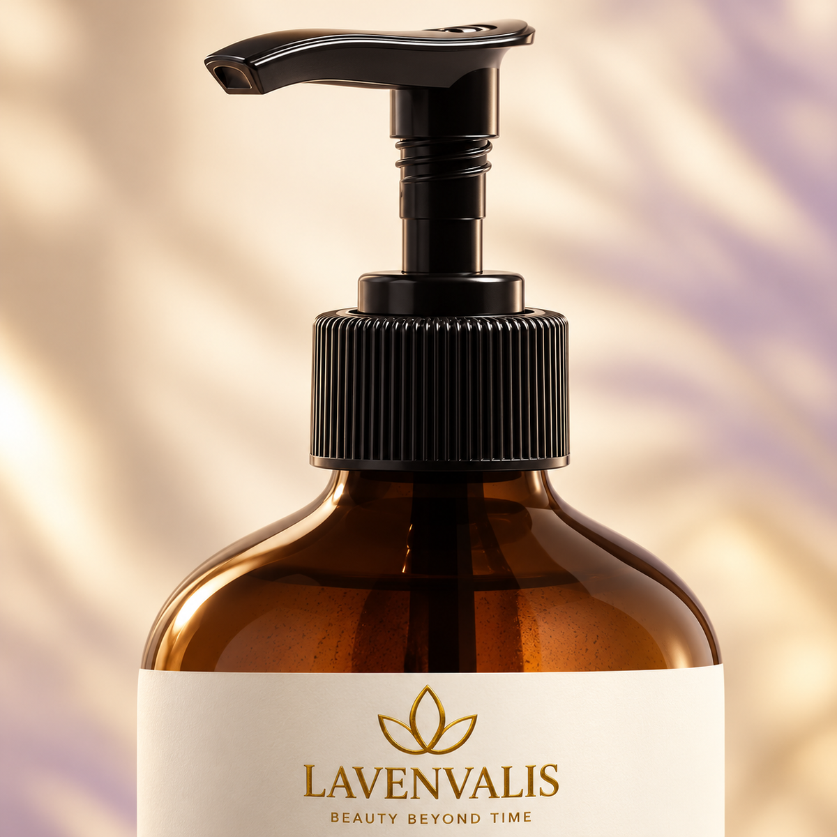 Lavenvalis Hand & Body Wash Peppermint & Dark Cedar490ml — pump and logo detail