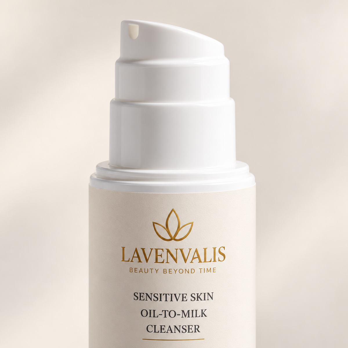 Lavenvalis cleanser — pump and label detail